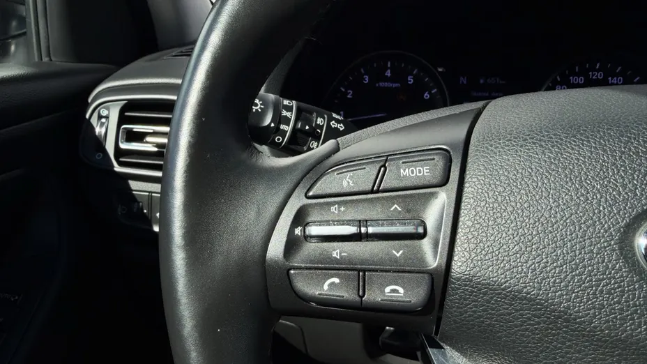 HYUNDAI i30 i30 1.5 T-GDI 48V Smart