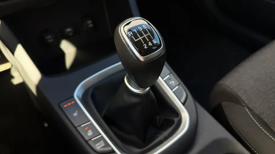 HYUNDAI i30 i30 1.5 T-GDI 48V Smart