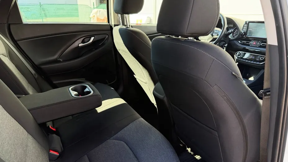 HYUNDAI i30 i30 1.5 T-GDI 48V Smart