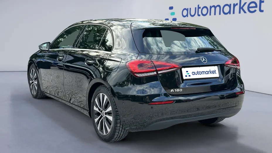 MERCEDES-BENZ A Klasa A 180 7G-DCT