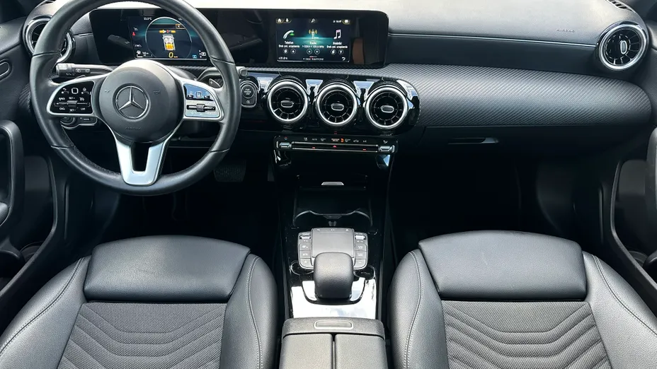 MERCEDES-BENZ A Klasa A 180 7G-DCT