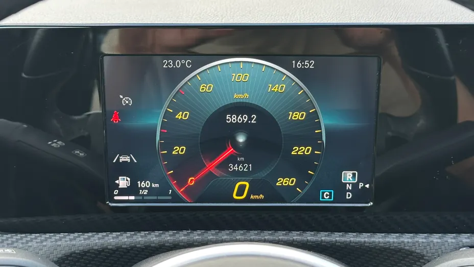 MERCEDES-BENZ A Klasa A 180 7G-DCT