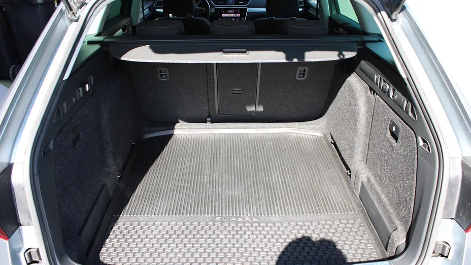 SKODA Superb Superb 2.0 TDI Ambition DSG7