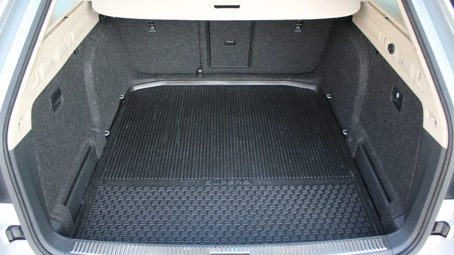 SKODA Superb Superb 2.0 TSI 4x4 Style DSG