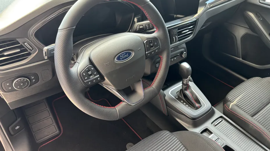 FORD Focus Focus 1.0 EcoBoost mHEV ST-Line X aut Nowy