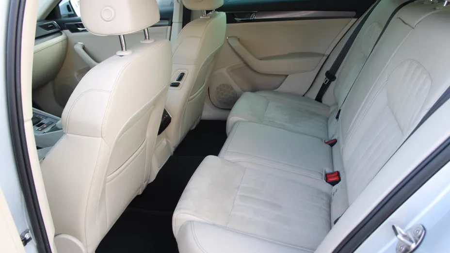 SKODA Superb Superb 2.0 TSI 4x4 Style DSG