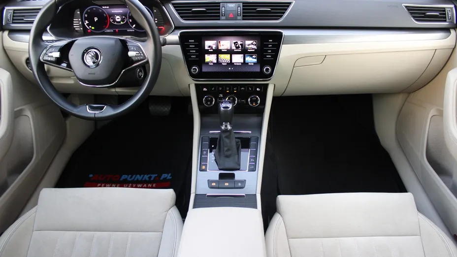 SKODA Superb Superb 2.0 TSI 4x4 Style DSG