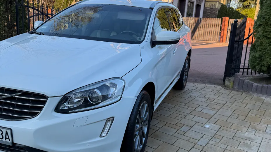 VOLVO XC60 XC60 2.0T Summum