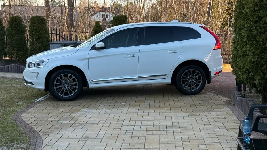 VOLVO XC60 XC60 2.0T Summum