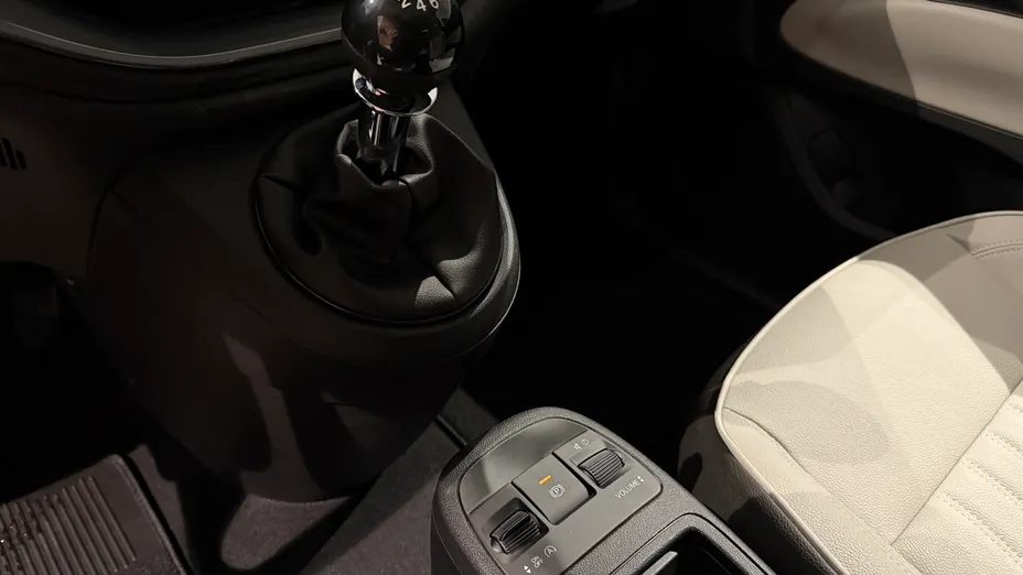 FIAT 500 500 1.0 GSE Hybrid La Prima Nowy