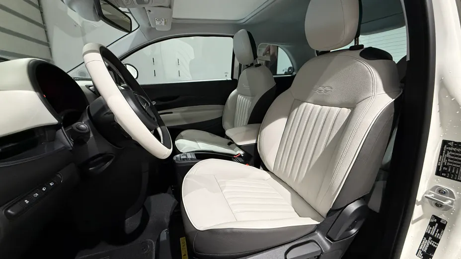 FIAT 500 500 1.0 GSE Hybrid La Prima Nowy