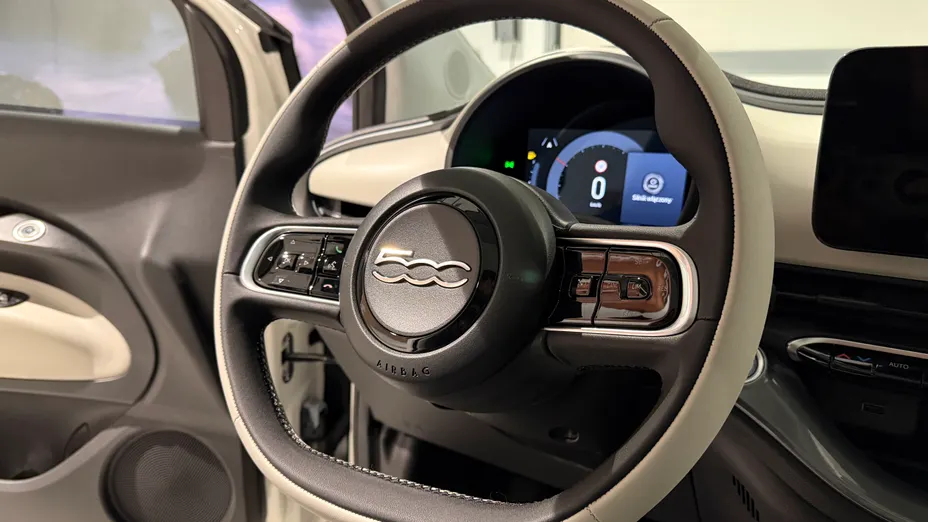 FIAT 500 500 1.0 GSE Hybrid La Prima Nowy