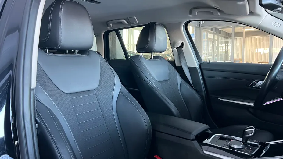 BMW Seria 3 320d xDrive Sport Line aut