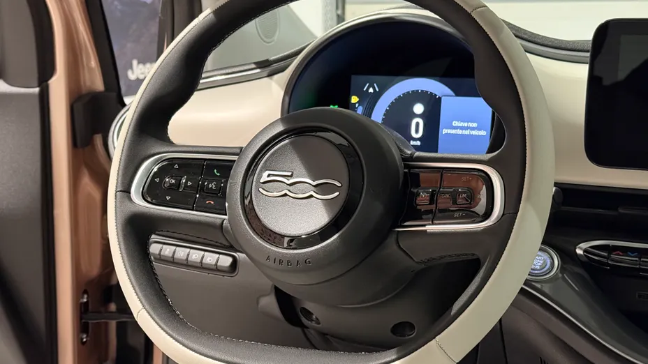 FIAT 500 500 1.0 GSE Hybrid La Prima Nowy