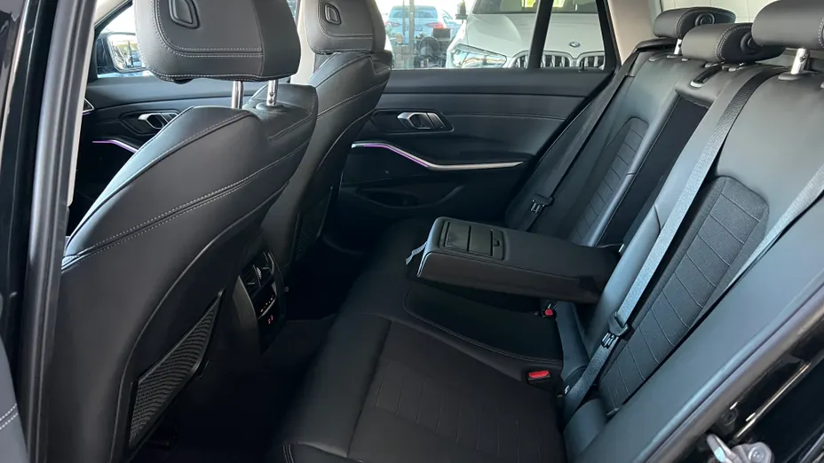 BMW Seria 3 320d xDrive Sport Line aut