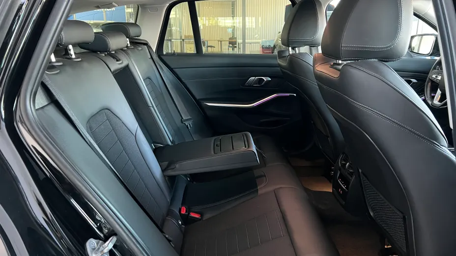 BMW Seria 3 320d xDrive Sport Line aut