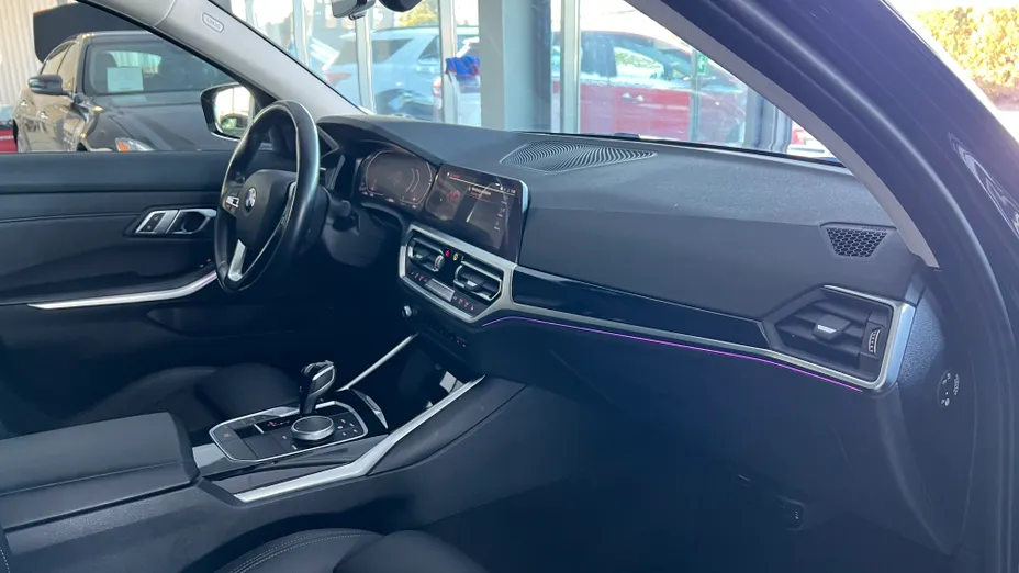 BMW Seria 3 320d xDrive Sport Line aut