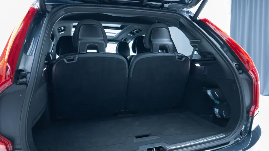 VOLVO XC90 XC90 T8 AWD Plug-In Hybrid Ultimate Dark 7os aut