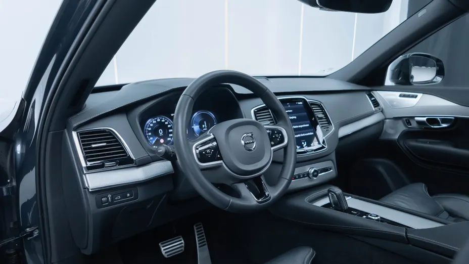 VOLVO XC90 XC90 T8 AWD Plug-In Hybrid Ultimate Dark 7os aut