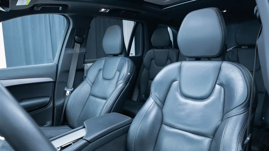VOLVO XC90 XC90 T8 AWD Plug-In Hybrid Ultimate Dark 7os aut