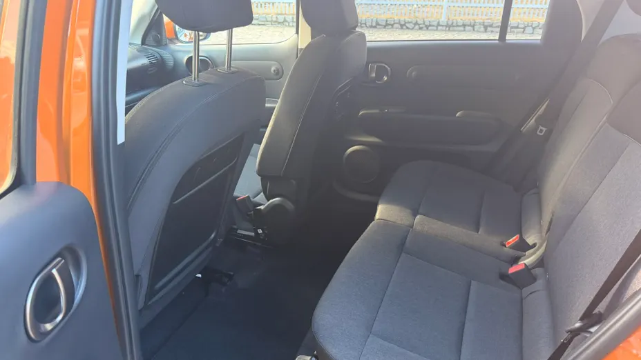 HYUNDAI Inster Inster 49kWh Smart