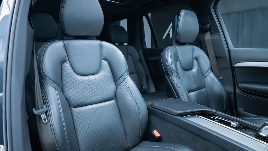 VOLVO XC90 XC90 T8 AWD Plug-In Hybrid Ultimate Dark 7os aut