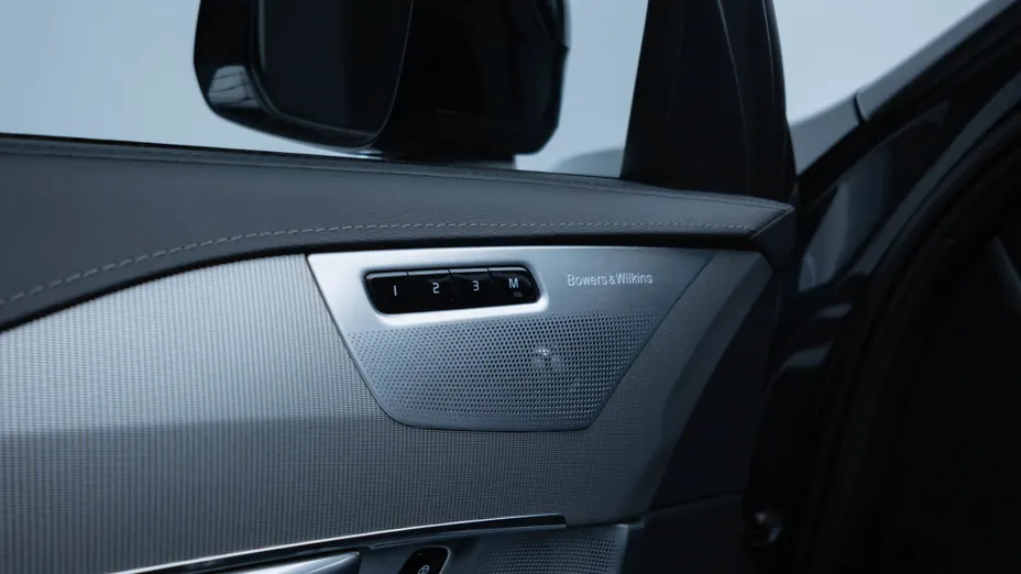 VOLVO XC90 XC90 T8 AWD Plug-In Hybrid Ultimate Dark 7os aut