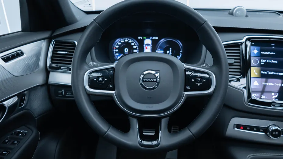 VOLVO XC90 XC90 T8 AWD Plug-In Hybrid Ultimate Dark 7os aut