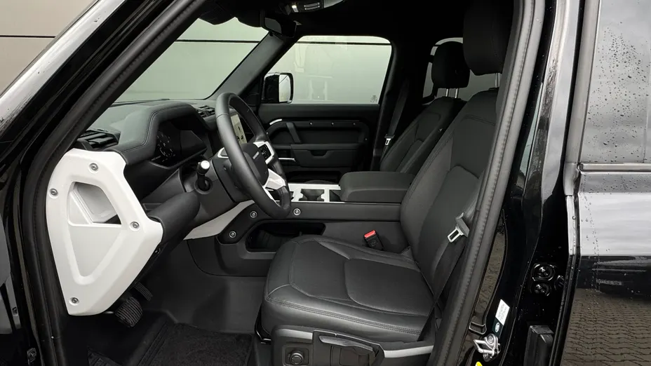 LAND ROVER Defender Defender 110 3.0 D250 mHEV S