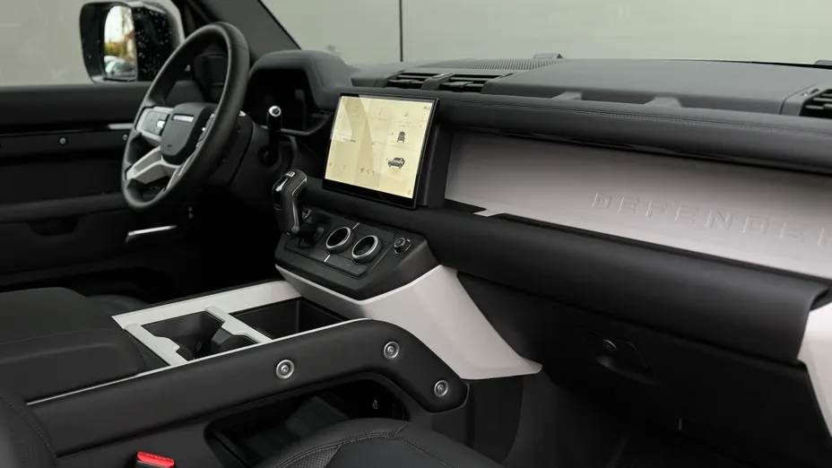 LAND ROVER Defender Defender 110 3.0 D250 mHEV S