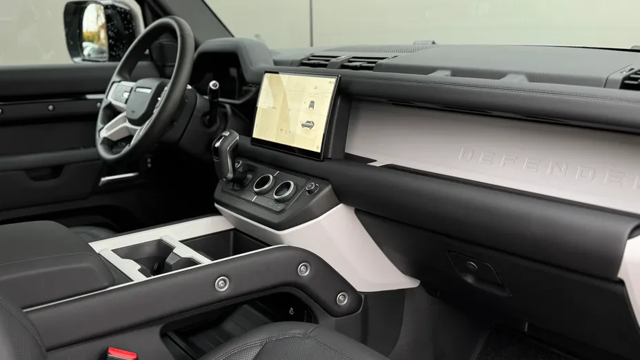 LAND ROVER Defender Defender 110 3.0 D250 mHEV S