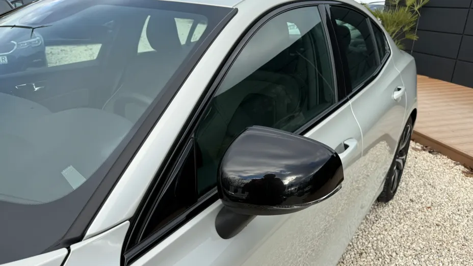 VOLVO S60 S60 B4 B R-Design aut