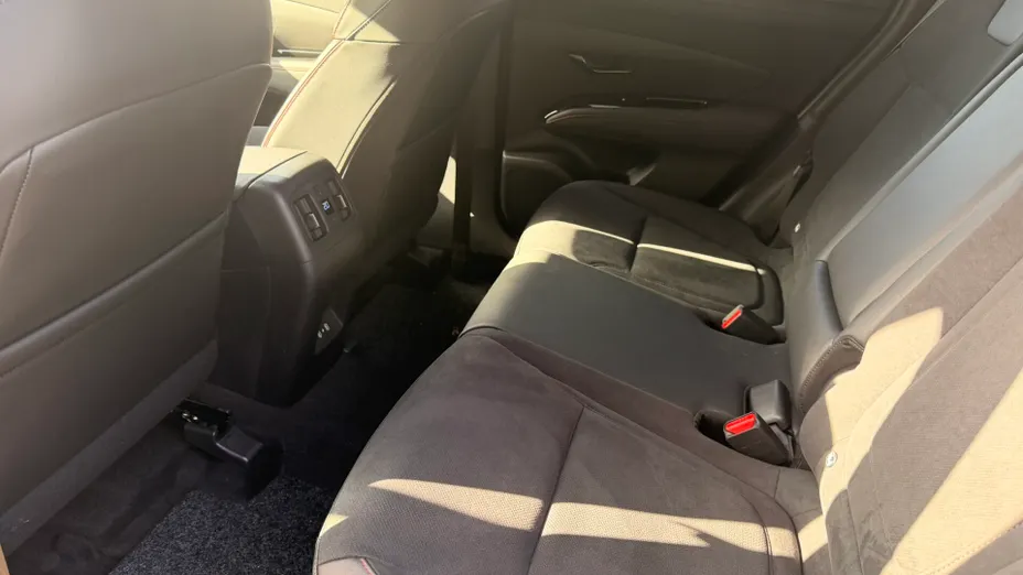 HYUNDAI Inster Inster 49kWh Smart