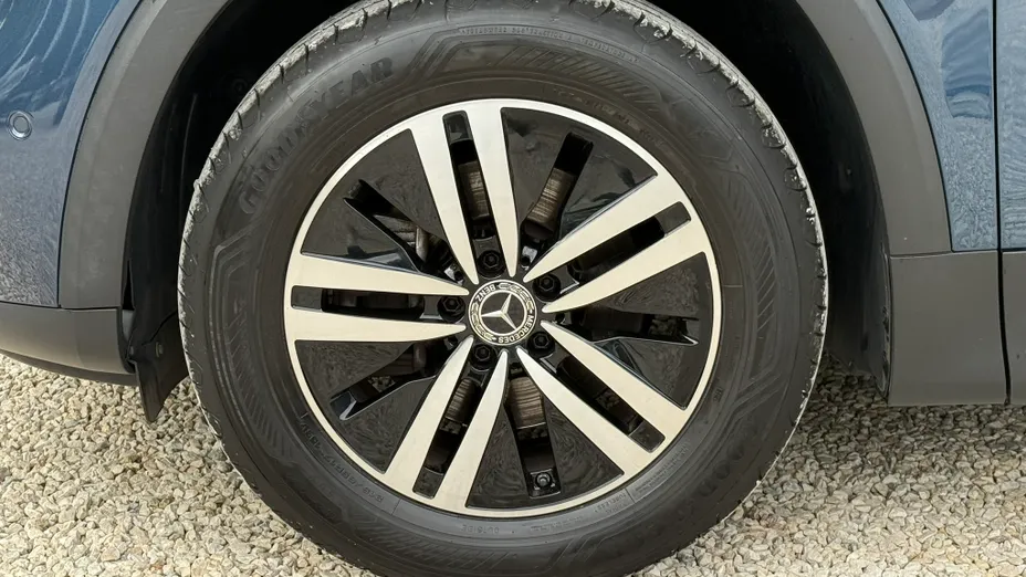 MERCEDES-BENZ GLB GLB 200 7G-DCT