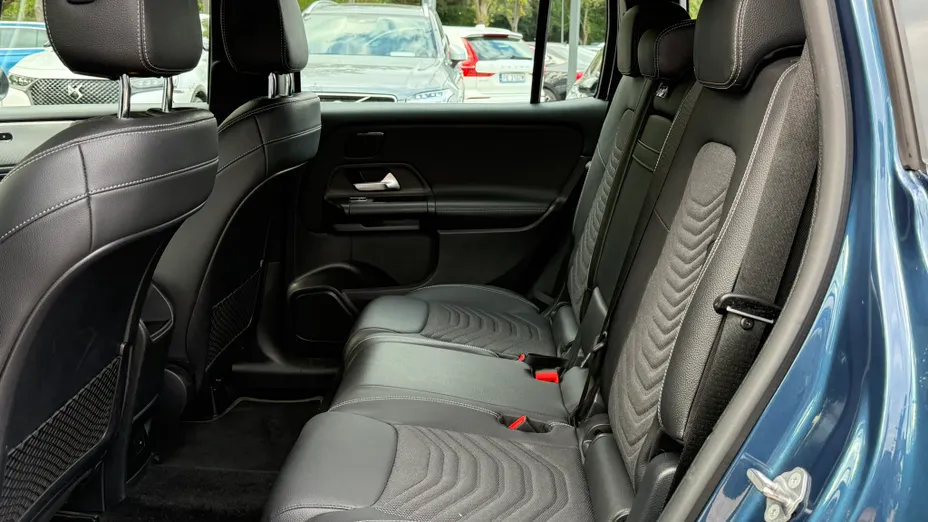 MERCEDES-BENZ GLB GLB 200 7G-DCT