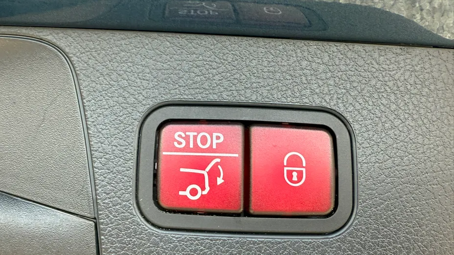 MERCEDES-BENZ GLB GLB 200 7G-DCT