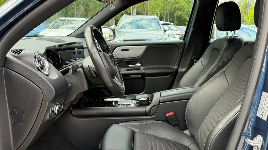 MERCEDES-BENZ GLB GLB 200 7G-DCT