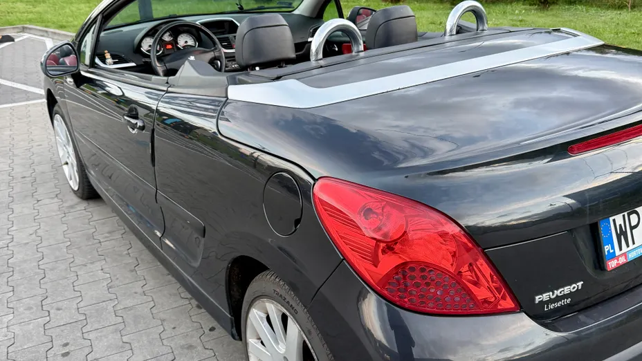 PEUGEOT 207 207 CC 1.6 Sport