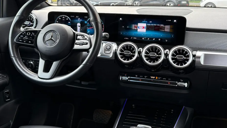 MERCEDES-BENZ GLB GLB 200 7G-DCT