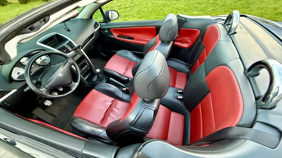 PEUGEOT 207 207 CC 1.6 Sport