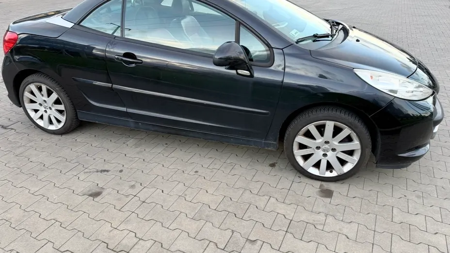 PEUGEOT 207 207 CC 1.6 Sport