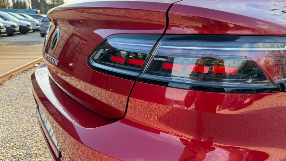 VOLKSWAGEN Arteon Arteon 2.0 TSI R-Line DSG