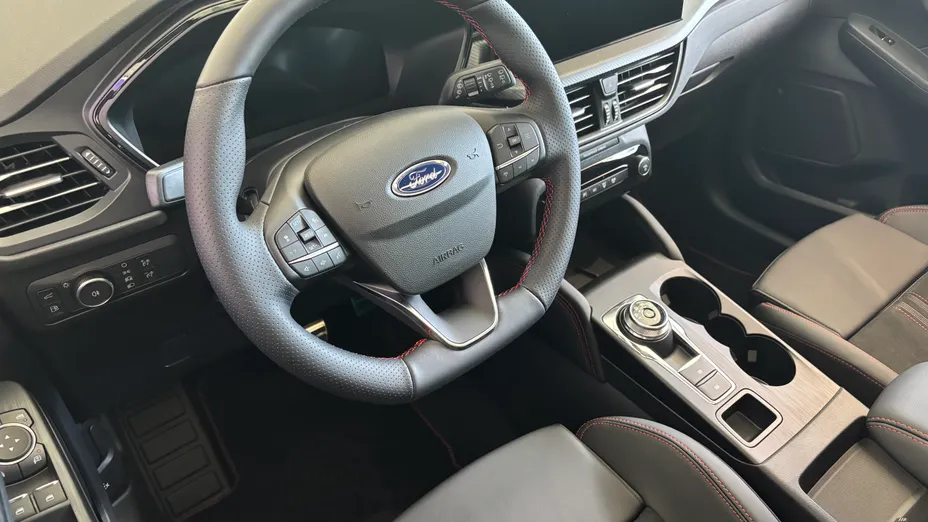 FORD Kuga Kuga 1.5 EcoBoost FWD ST-Line X aut Nowy