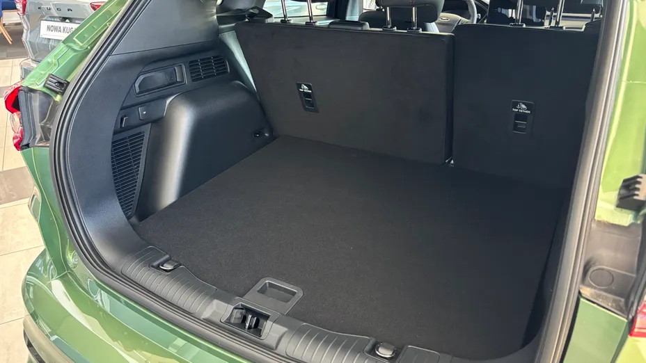 FORD Kuga Kuga 2.5 FHEV AWD ST-Line X eCVT Nowy