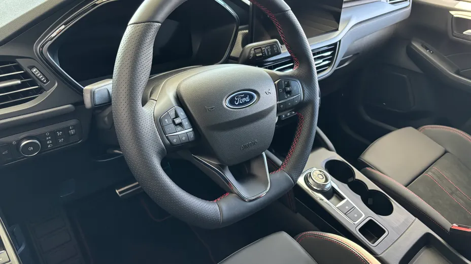 FORD Kuga Kuga 2.5 FHEV AWD ST-Line X eCVT Nowy