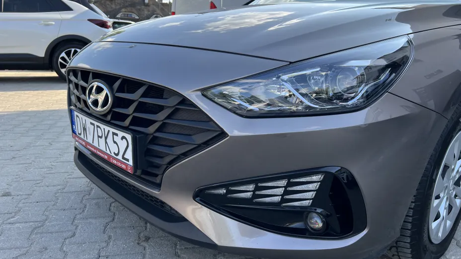 HYUNDAI i30 i30 1.6 D Classic +