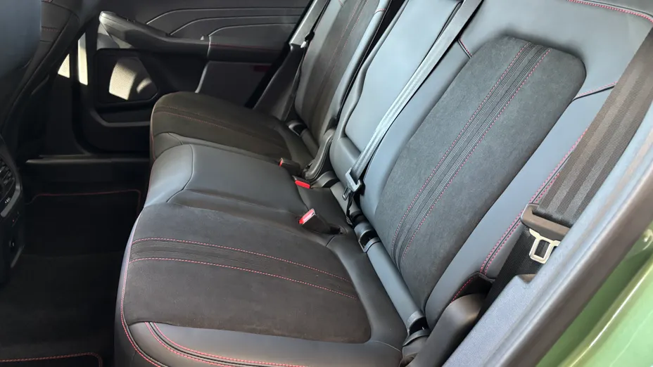 FORD Kuga Kuga 2.5 FHEV AWD ST-Line X eCVT Nowy