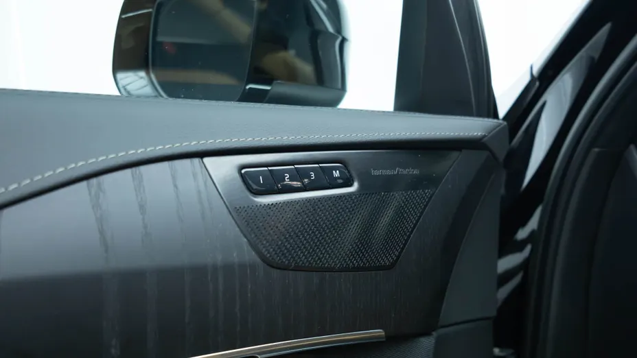 VOLVO XC90 XC90 T8 AWD Plug-In Hybrid Ultra Bright 7os aut