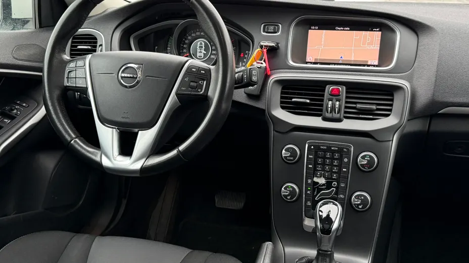 VOLVO V40 V40 D3 Drive-E Momentum aut