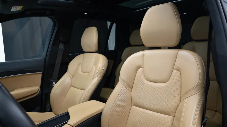 VOLVO XC90 XC90 T8 AWD Plug-In Hybrid Ultra Bright 7os aut